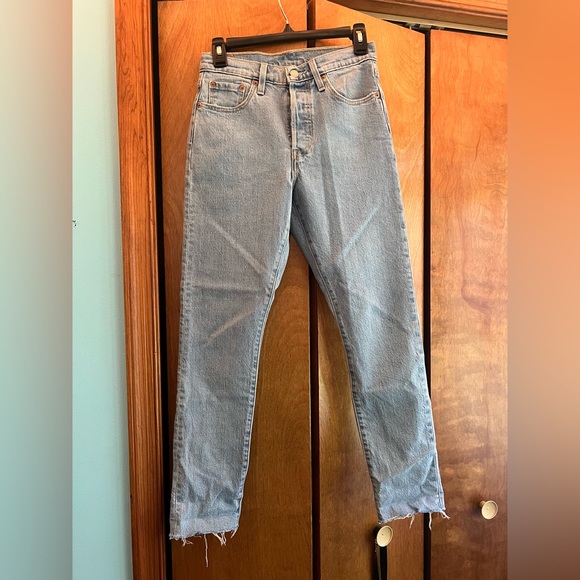 Levi's Denim - Levi’s 501 Skinny Light Wash Jeans 25W L28